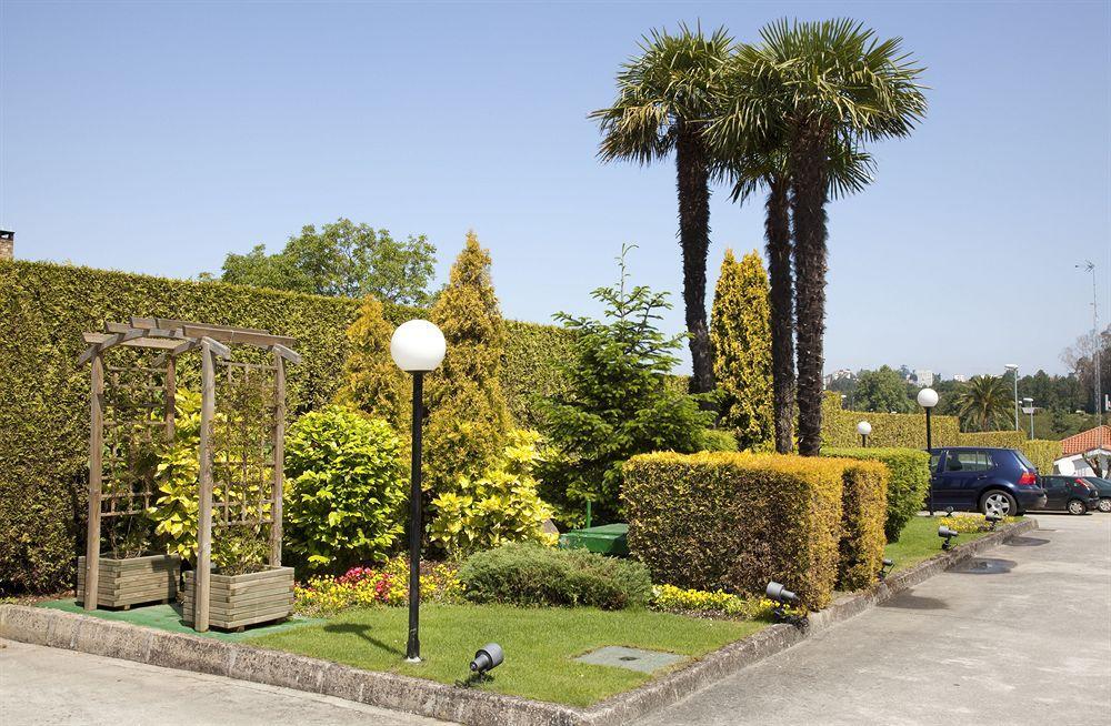 Motel Jardin Oleiros Exteriör bild